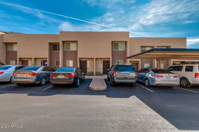 MLS: 6189676 Condo For Sale