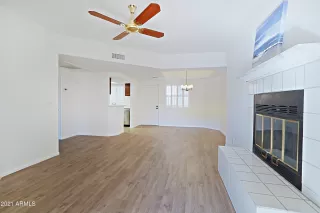 Photo #3: 6189705 Listing