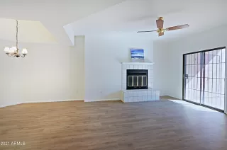 Photo #4: 6189705 Listing