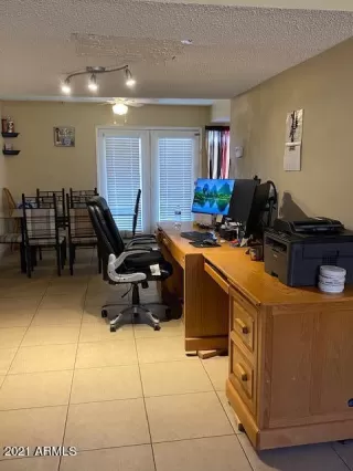 Photo #4: 6189921 Listing