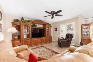 Photo #2: 6189984 Listing