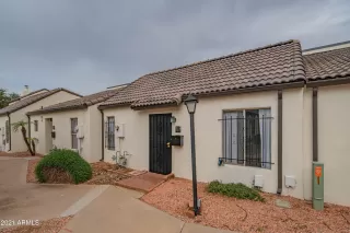 Photo #4: 6190063 Listing