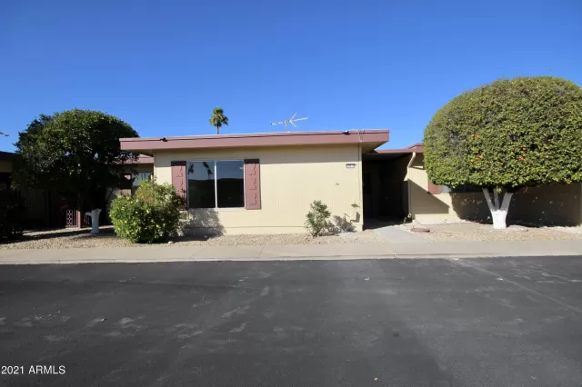 MLS: 6190094 Condo For Sale