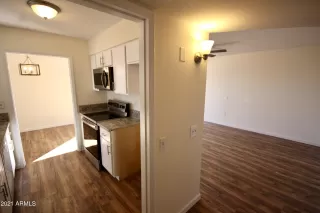 Photo #4: 6190094 Listing 
