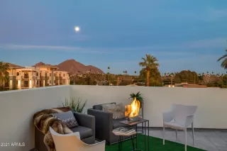 Photo #1: 6190120 Listing 