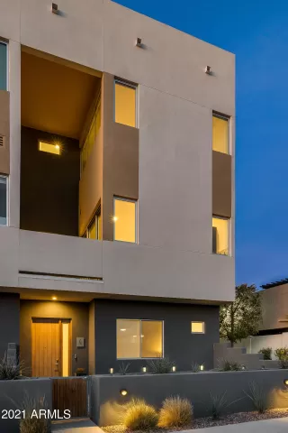 Photo #3: 6190120 Listing 