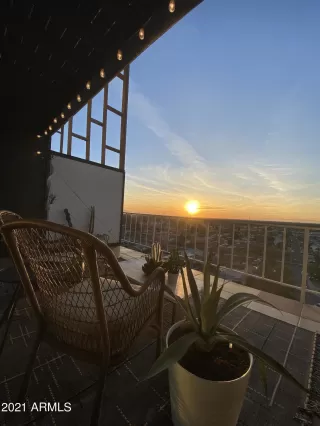 Photo #2: 6190171 Listing 