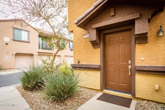 MLS: 6190197 Condo For Sale