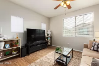 Photo #2: 6190197 Listing