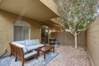 Photo #2: 6190276 Listing 