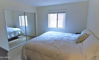 Photo #6: 6190277 Listing