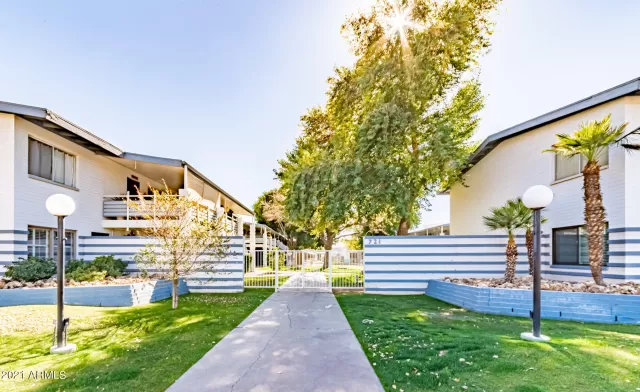 MLS: 6190308 Condo For Sale