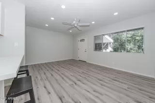 Photo #3: 6190308 Listing