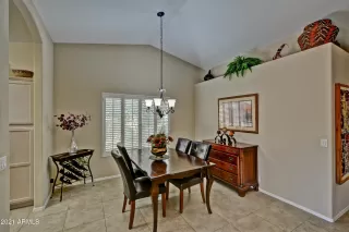 Photo #3: 6190389 Listing 