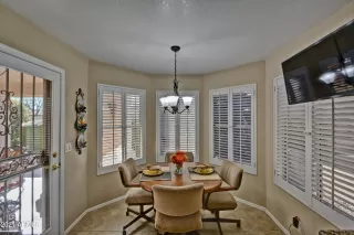 Photo #5: 6190389 Listing 