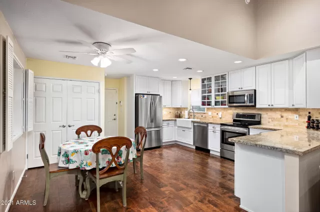 MLS: 6190484 Condo For Sale