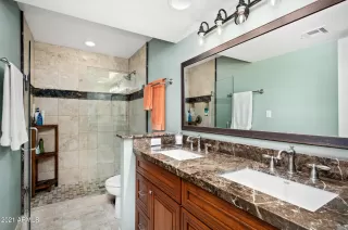 Photo #6: 6190484 Listing