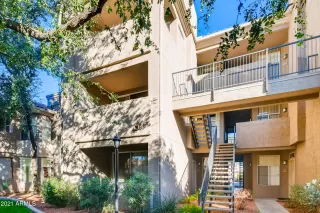 Photo #2: 6190489 Listing