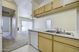 Photo #6: 6190512 Listing