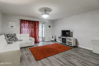 Photo #3: 6190519 Listing