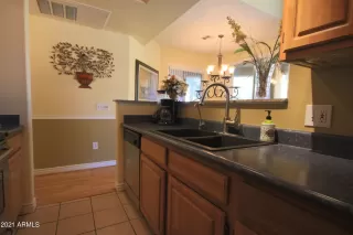 Photo #4: 6190604 Listing