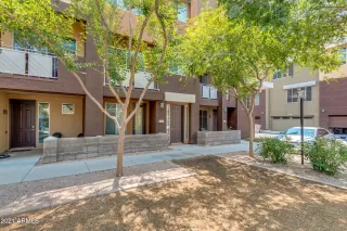 Photo #2: 6190628 Listing