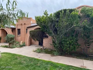 Photo #5: 6190719 Listing