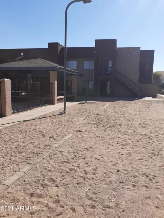 Photo #2: 6190781 Listing