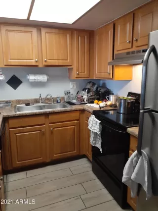 Photo #6: 6190794 Listing