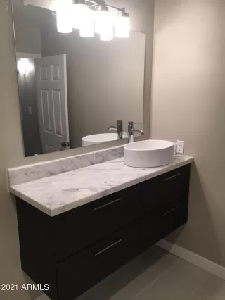 Photo #6: 6190859 Listing