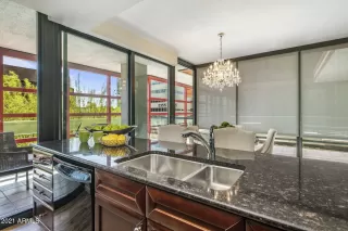 Photo #4: 6190905 Listing