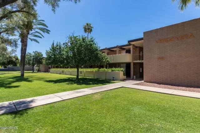 MLS: 6190949 Condo For Sale