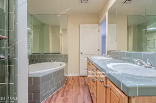 Photo #5: 6191196 Listing 