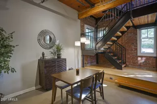 Photo #3: 6191256 Listing 