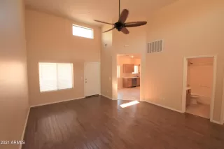 Photo #2: 6191271 Listing 