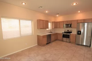 Photo #3: 6191271 Listing 