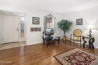 Photo #4: 6191382 Listing 