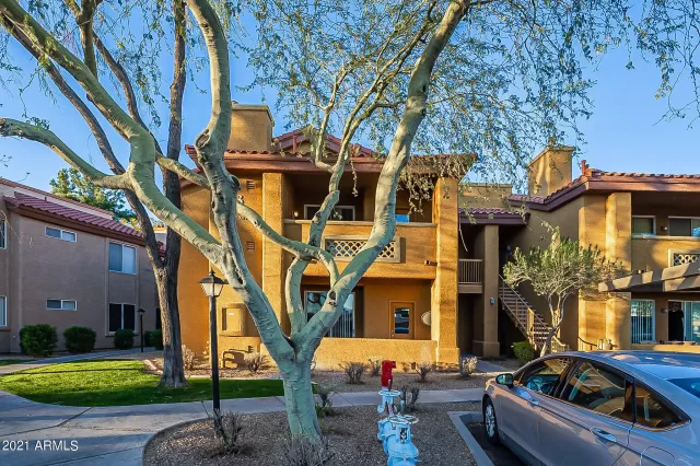 MLS: 6191404 Condo For Sale