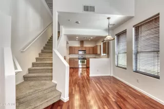 Photo #3: 6191437 Listing 