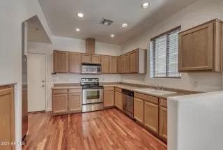 Photo #6: 6191437 Listing 