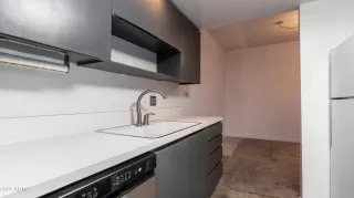 Photo #2: 6191776 Listing