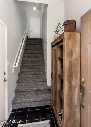 Photo #5: 6191939 Listing