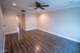 Photo #4: 6192094 Listing