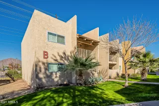 Photo #2: 6192193 Listing