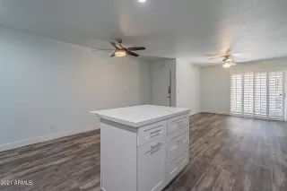Photo #5: 6192193 Listing