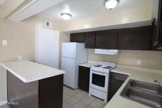 Photo #4: 6192265 Listing