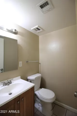 Photo #6: 6192265 Listing