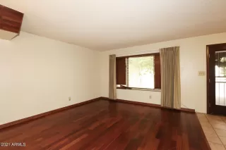 Photo #5: 6192324 Listing