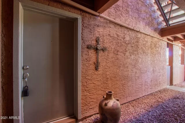 MLS: 6192386 Condo For Sale