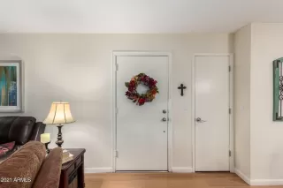 Photo #1: 6192386 Listing